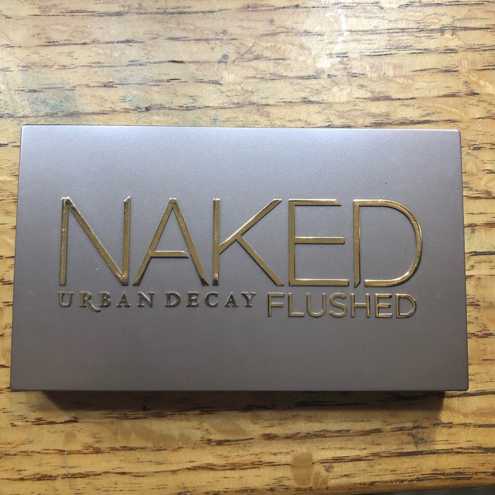 Urban Decay Naked Flushed palette